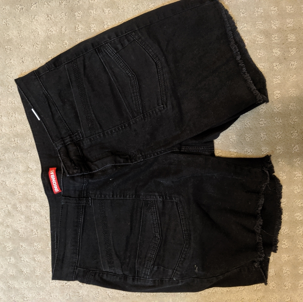 Shorts - Picture 2 of 2